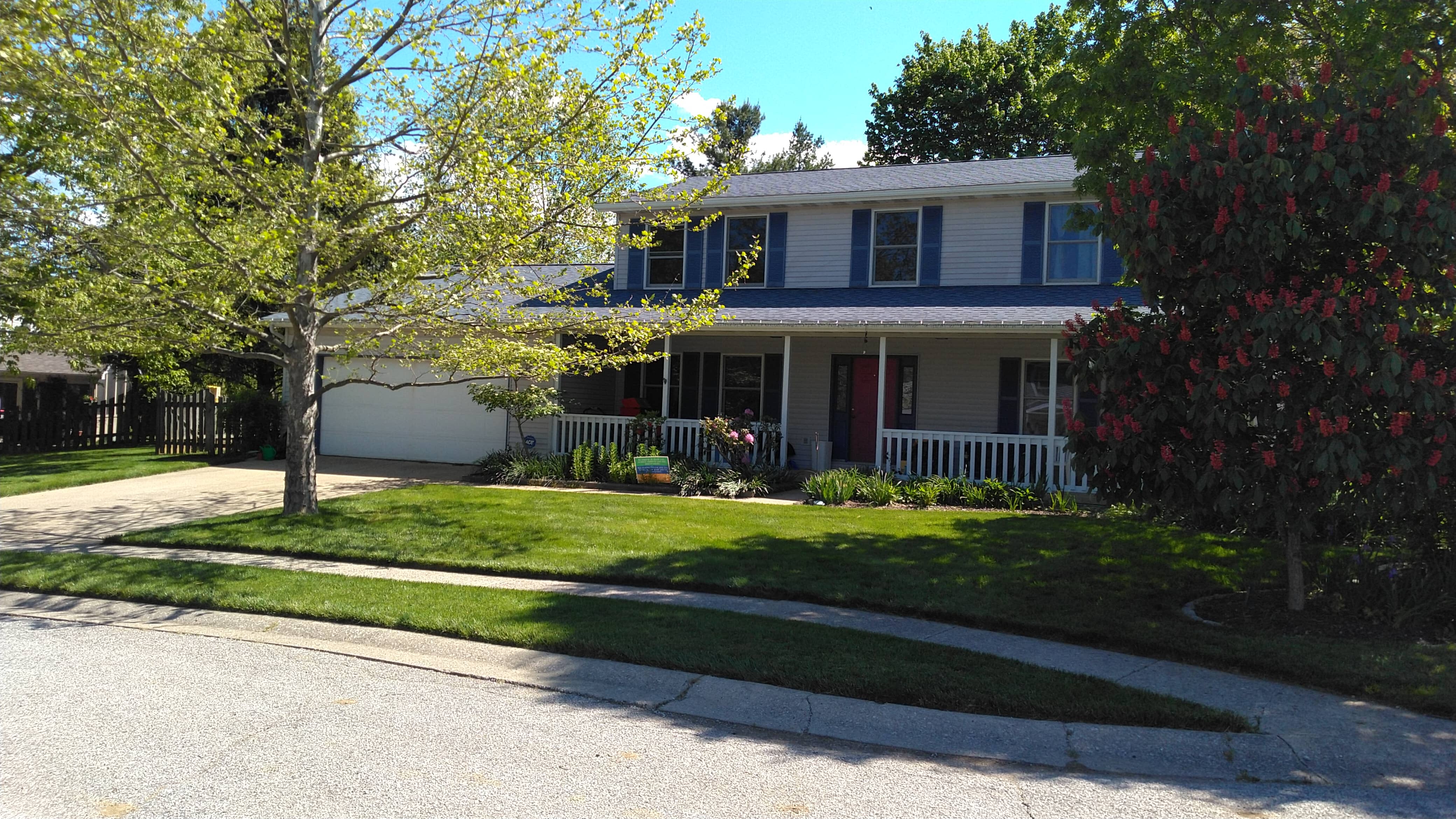 Beautiful Home Lawn Care in Bloomington