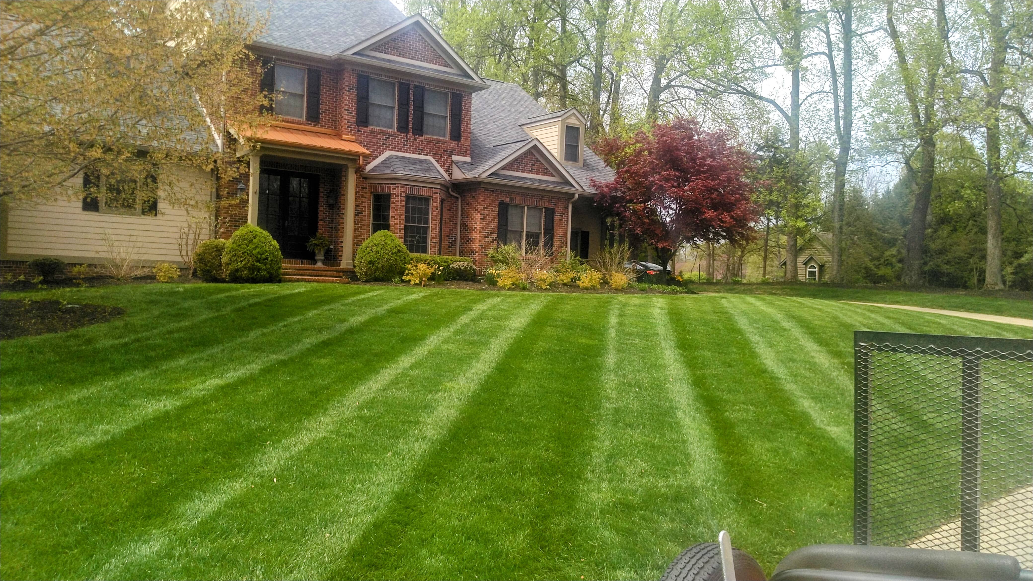 Beautiful Home Lawn Care in Bloomington